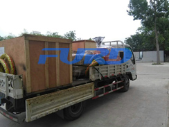 福瑞德機械小型灌縫機，手扶壓路機，灌縫膠及時發(fā)貨